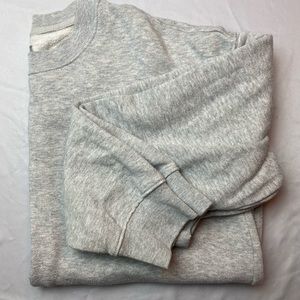 Pullover/Crewneck Sweatshirt